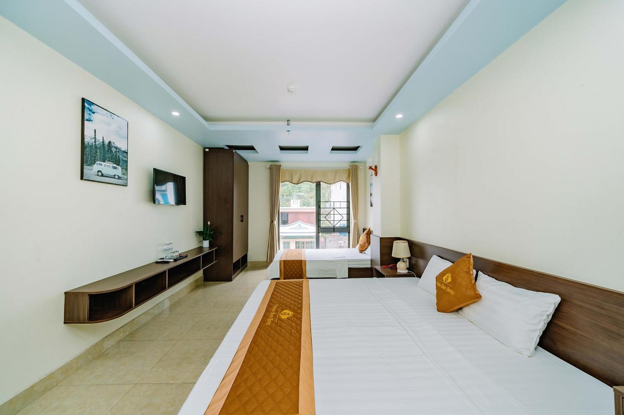 Phuong Dong Hotel Dong Khe Sau Esterno foto