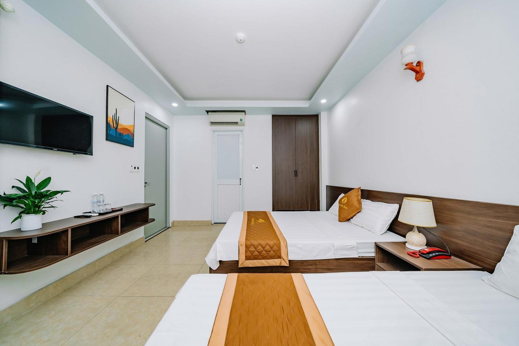 Phuong Dong Hotel Dong Khe Sau Esterno foto