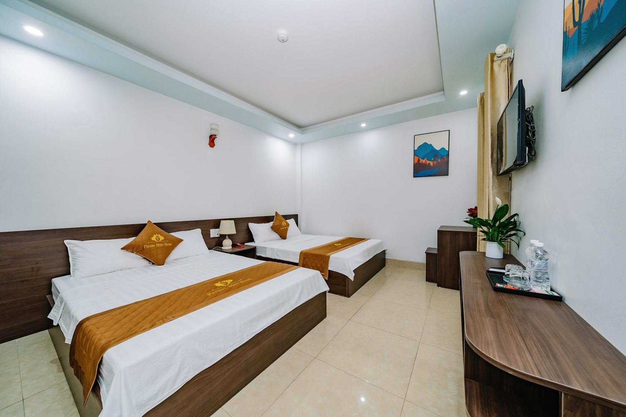 Phuong Dong Hotel Dong Khe Sau Esterno foto