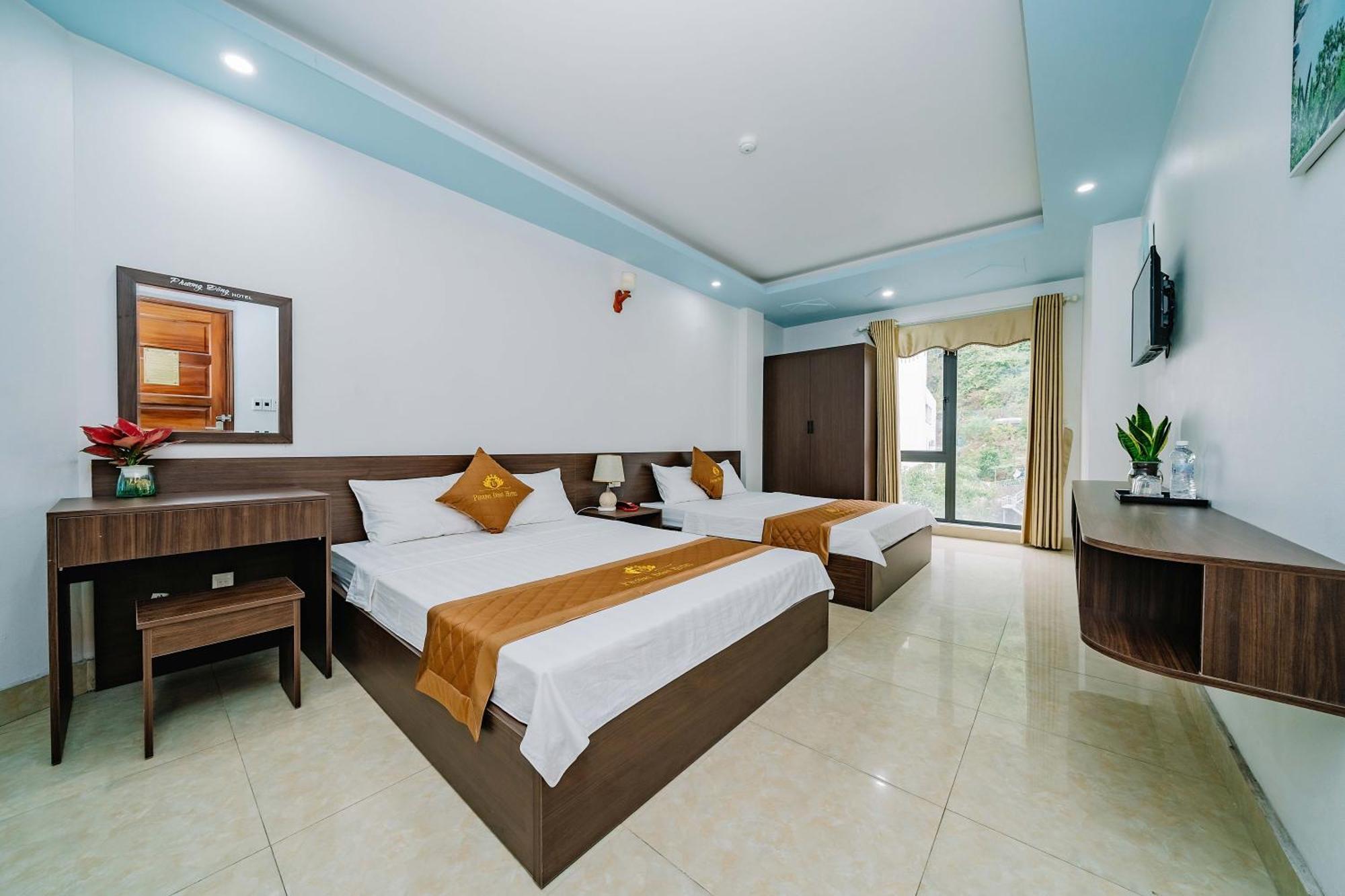 Phuong Dong Hotel Dong Khe Sau Esterno foto